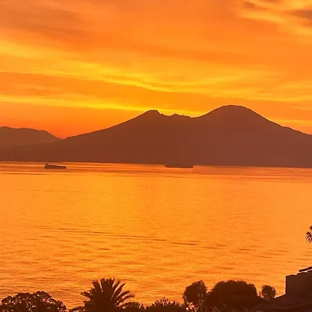 別荘 Torre Dell'incantesimo ナポリ