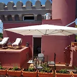Torre Dell'incantesimo Tatil Evi *